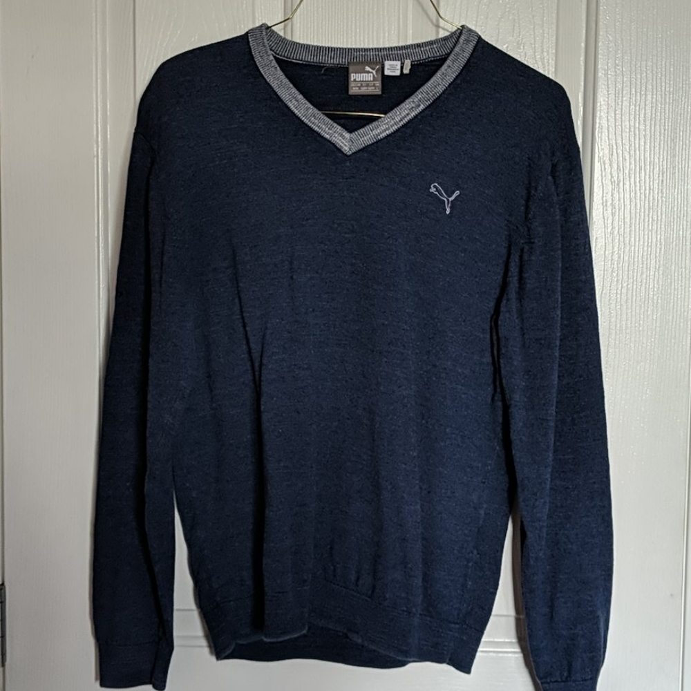 largeVintage navy puma sweater